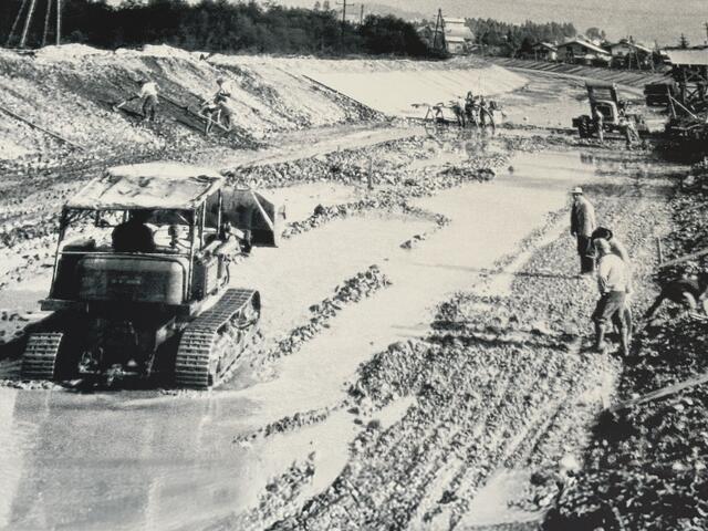 Ansichten vom Bau der Kraftwerksanlage in den 1950er-Jahren. | Foto: EWR