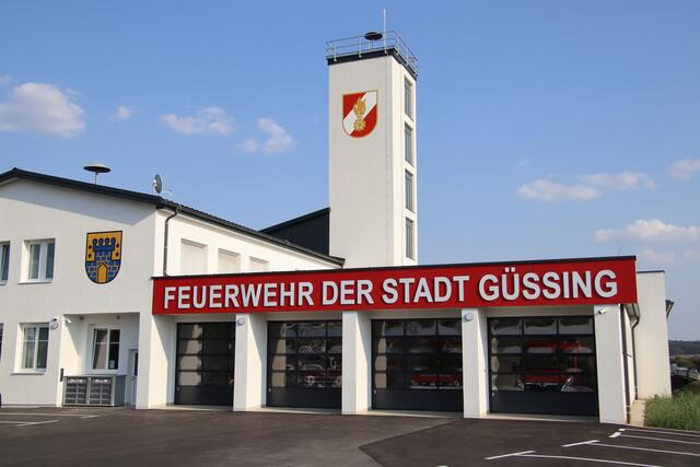 Nach dem Ausbau des Feuerwehrhauses steht der Stadtfeuerwehr Güssing rund doppelt so viel Fläche zur Verfügung wie vorher. | Foto: Martin Wurglits