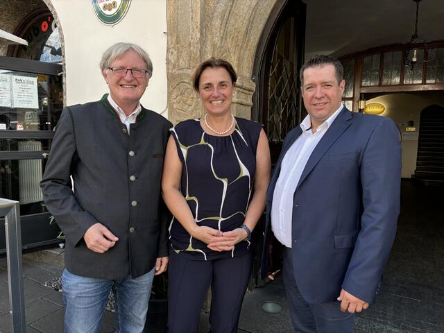 Landeskammerrat Gerhard Mariacher, Sprecherin Barbara Kapaun-Lerchbaum und Sprecher Rudi Gutjahr (v.l.) beim Pressegespräch in Leoben  | Foto: MeinBezirk