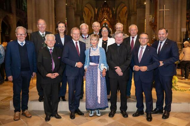 Gemeinsam mit LH a.D. Josef Pühringer, LH Thomas Stelzer, Bischof Manfred Scheuer, Abgeordneten zum Nationalrat August Wöginger, Präsidentin Ingrid Korosec und Landesgeschäftsführer Bundesratspräsident Franz Ebner nahmen Seniorenbund-Vertreter aus allen Bundesländern an der Wallfahrt teil.