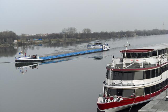 Was die Donauschifffahrt in Wien angeht, so blickt man auch hier auf die Pegelstände in Korneuburg. | Foto: Willfried Gredler-Oxenbauer / picturedesk.com