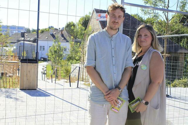 Philip Juranich und Hanna Walk sehen im Jubiläumspark eine verpasste Chance Mattersburg klimatfitter zu machen. | Foto: Grüne Burgenland