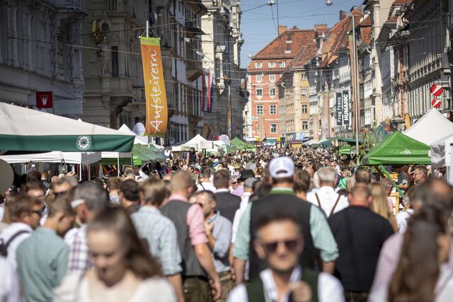 Am 14. und 15. September sollte die Grazer Altstadt wieder zur Bühne für Gesang, Tanz, Musik und Tradition werden. Nun muss das beliebte Aufsteirern Festival wetterbedingt abgesagt werden. | Foto: Erwin Scheriau