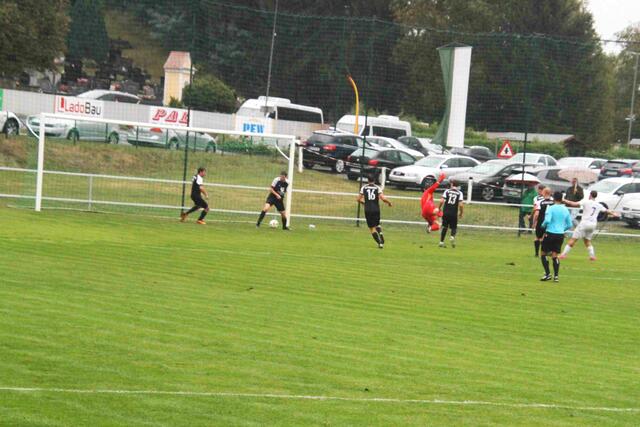 Schenner erzielte mit einem Schuss ins lange Eck das 2:0 (12.) für Schlaining.