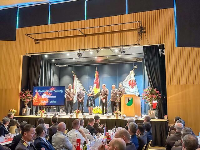 Der Landes-Feuerwehrtag bot auch eine Diskussionsplattform für aktuelle Themen im Tiroler Feuerwehrwesen. | Foto: Fotos: LFV/Florian Jäger