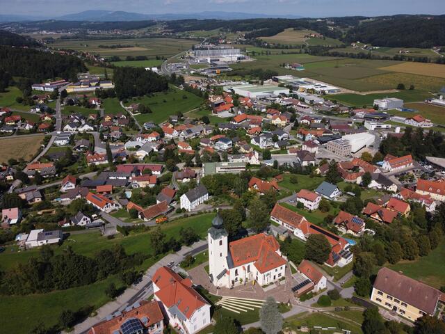 Ein Blick auf St. Margarethen an der Raab im Süden des Bezirkes. | Foto: Markus Weiss