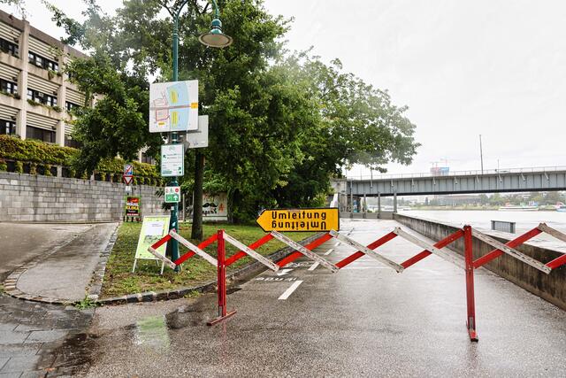 Regen, Regen, Regen: In der Landeshauptstadt regnet es nun bereits seit zwei Tagen durch. | Foto: Reischl
