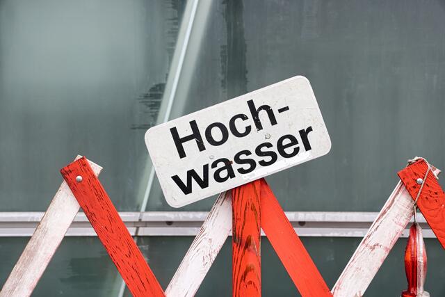 Die Berufsfeuerwehr Linz sowie die vier Linzer Freiwilligen Feuerwehren haben seit Samstag einsatzreiche Stunden hinter sich. | Foto: MeinBezirk/Reischl