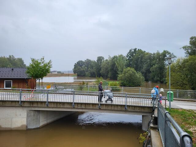 St. Georgen an der Gusen: Schleppbahnbrücke, Blickrichtung Gusen. | Foto: Eckhart Herbe