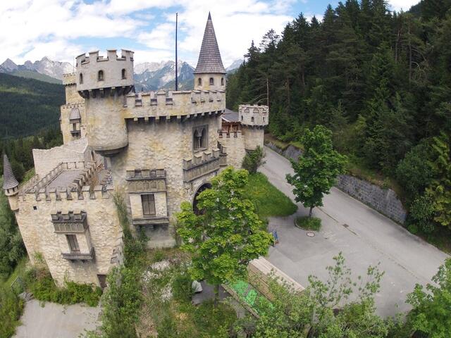 Der Besitzer des Magic Castle hatte alle Anforderungen zu 100 Prozent erfüllt, der Veranstalter hingegen wird wohl zur Rechenschaft gezogen. | Foto: Magic Castle Seefeld