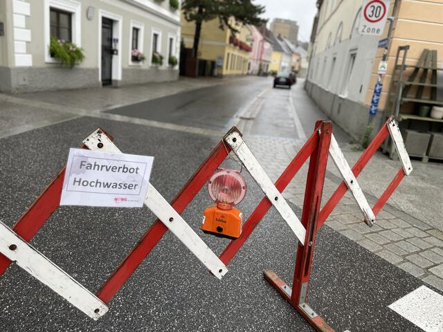 Straßensperre in der Dr.-Schober-Straße | Foto: Ulrike Plank