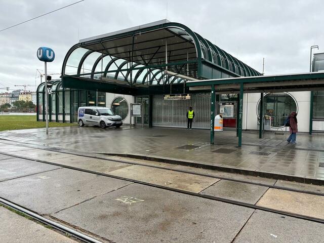 Die gesperrte Station Schottenring. | Foto: Michael Marbacher/MeinBezirk