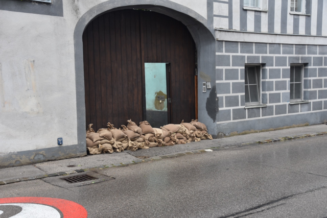 Evakuierung der Anrainer in Pottenstein | Foto: Thomas Lenger, Monatrevue