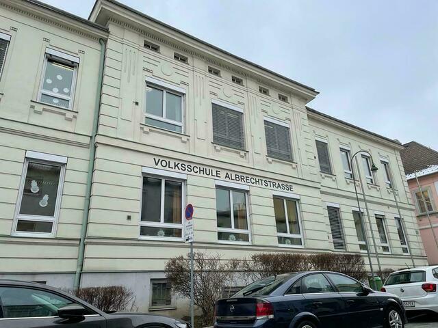 Die Volksschulen machen morgen, Dienstag dem 17. September, wieder auf | Foto: Hahn