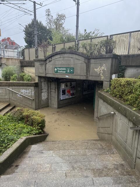 Der Durchgang am Hauptplatz war ebenso überschwemmt. | Foto: Stadtgemeinde Purkersdorf