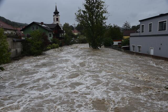 Zahlreiche Gemeinden in Niederösterreich sind vom Hochwasser betroffen.  | Foto: Thomas Lenger