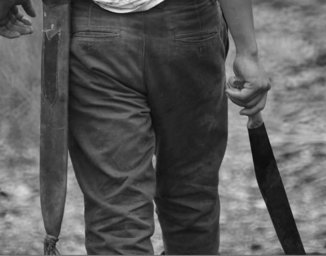 (Symbolfoto) Ein 27-jähriger Mann wurde in Bayern verhaftet. Er soll mit zwei Macheten einen Anschlag auf Bundeswehrsoldaten geplant haben. Der Verdächtige war bereits Inhaftierter der Justizanstalt Eisenstadt, bevor er im April 2019 entlassen wurde. | Foto: pixabay