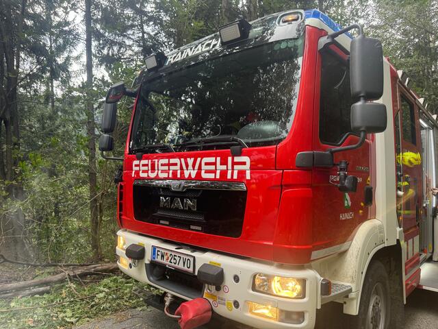 Die Feuerwehr Kainach stand im Dauereinsatz. | Foto: Patrick Marcher, FF-Kainach