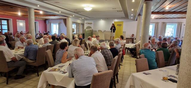200 Funktionäre bei der Seniorenbundkonferenz in Uttendorf. | Foto: OÖVP