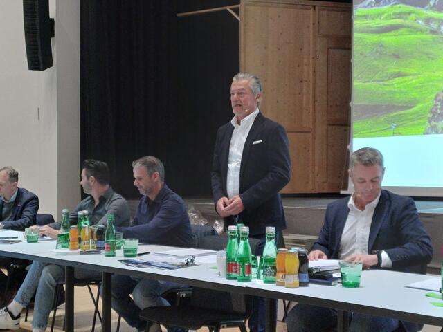 Obm. Alexander v.d. Thannen, Mag. Thomas Köhle (rechts im Bild) | Foto: Monika Hammerl