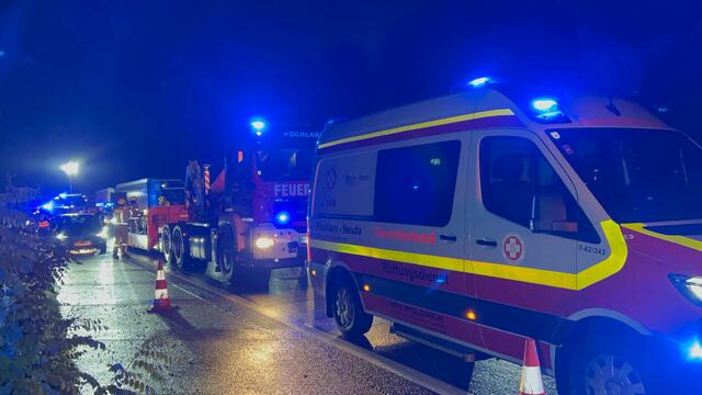 Alle Insassen der Fahrzeuge wurden untersucht und medizinisch versorgt. | Foto: Doku NÖ
