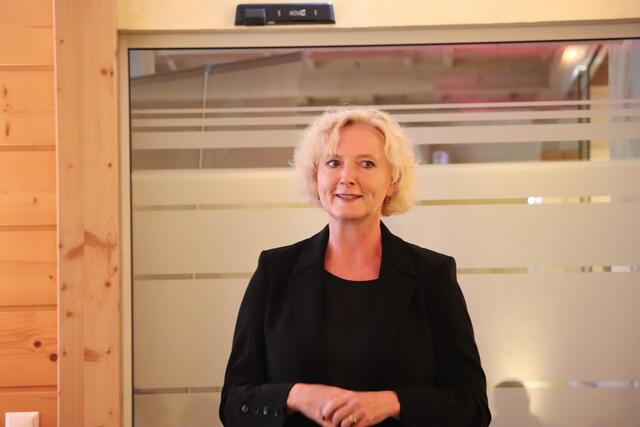 NAbg. Karin Greiner hielt die Festrede und berichtete über Aktuelles aus der Bundespolitik | Foto: Edith Ertl