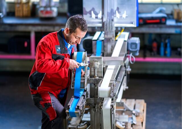 Das Unternehmen entwickelt, fertigt und montiert Anlagen für Backwaren, Fördersysteme, Belader von Etagenöfen und viele Sondermaschinen. | Foto: Ebner