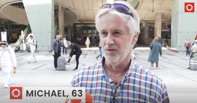 Laut dem 63-jährigen Michael sei es "eh wurscht", wen man wählt. | Foto: Andreas Pölzl/MeinBezirk