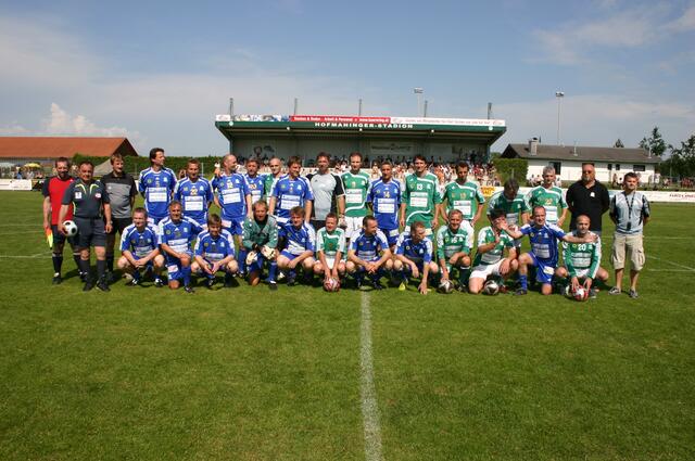 Mannschaftsfoto 2008: Vor 16 Jahren fand der Erstauftritt der Copa Pele Lengenden statt. Nun liefert der SK Schachner Bad Wimsbach 1933 die Neuauflage. | Foto: SKW