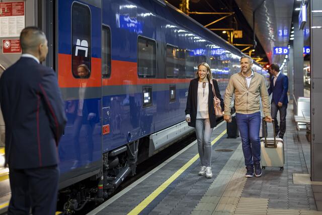 Nach den schweren Schäden durch das Unwetter der vergangenen Tage begutachten die ÖBB auf Hochtouren alle Schäden an der Bahninfrastruktur.  | Foto: ÖBB | Harald Eisenberger