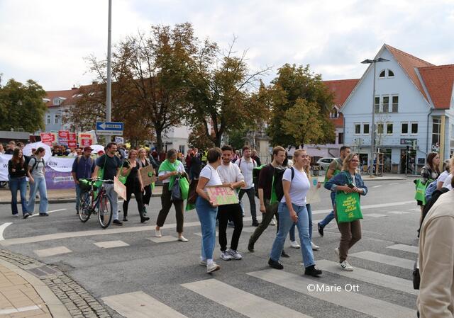 Vizebürgermeisterin Judith Schwentner bei der Demo in Graz
