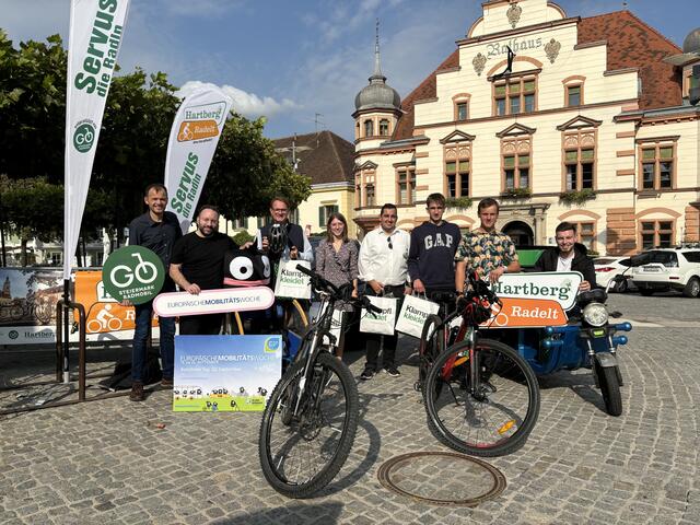 Fazit: Für kurze Wege und kleine Transporte sind die Fahrräder, ob mit oder ohne E-Antrieb bestens geeingnet. | Foto: Margot Jeitler