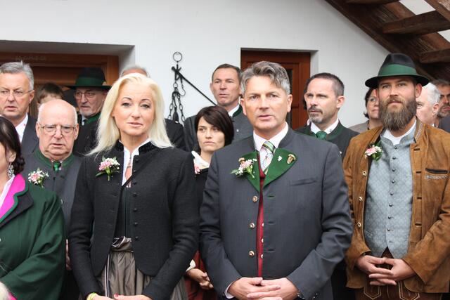 Sissi Gruber und Bürgermeister Albert Brunner. | Foto: MeinBezirk
