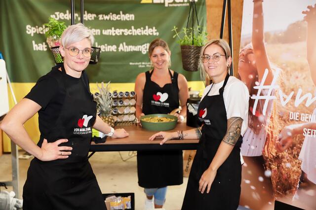 Die mobile Start-up-Küche der Initiative „Von Mama zu Mama“ sorgte für das leibliche Wohl.