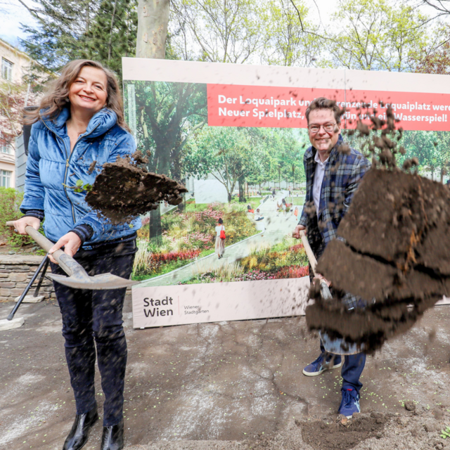 Planungsstadträtin Ulli Sima mit Klimastadtrat Jürgen Czernohorszky (beide SPÖ) beim Loquaipark-Spatenstich. | Foto: Fürthner