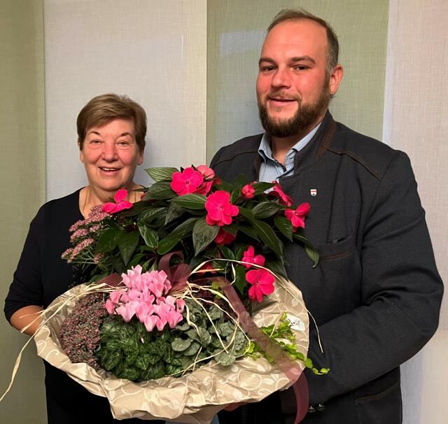 Cilli Kirchmair feierte ihren 80. Geburtstag. | Foto: Gemeinde Oberhofen
