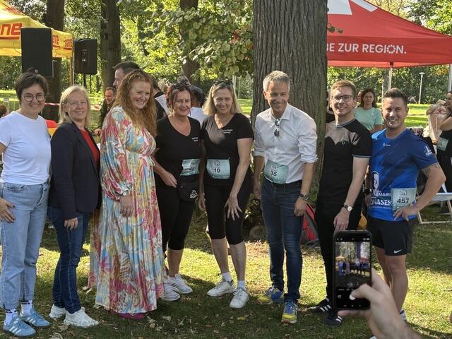 Die Organisatoren durften sich über breite politische Unterstützung freuen. | Foto: Mario Sudy