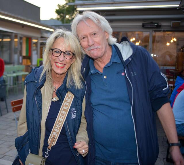 Ja, wir sind jetzt schon lange ein Paar: Ellen Eggers und Franz Sedlacsek. | Foto: Sascha Trimmel