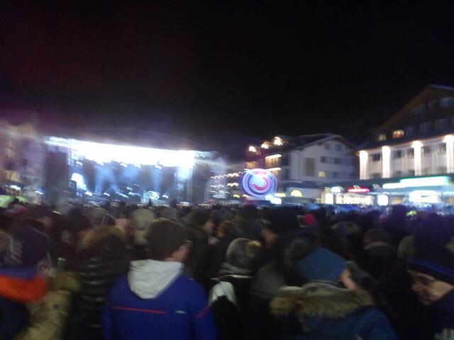 Mit Spannung wurde auf die Bekanntgabe der Band des Ski-Openings in Obertauern am 29. November 2024 gewartet (Archivbild des Openings 2019). | Foto: RegionalMedien Salzburg