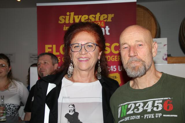 Roland Düringer mit dem Fan Elfi 
