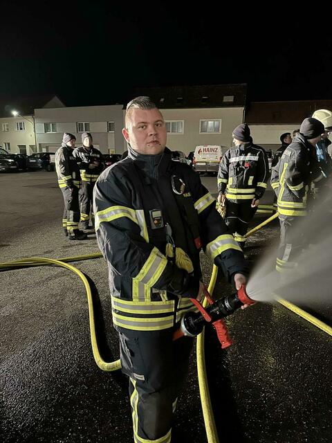 Lucas Wais. einer der vielen Helden der Katastrophe | Foto: Foto: FF Waidhofen/Thaya