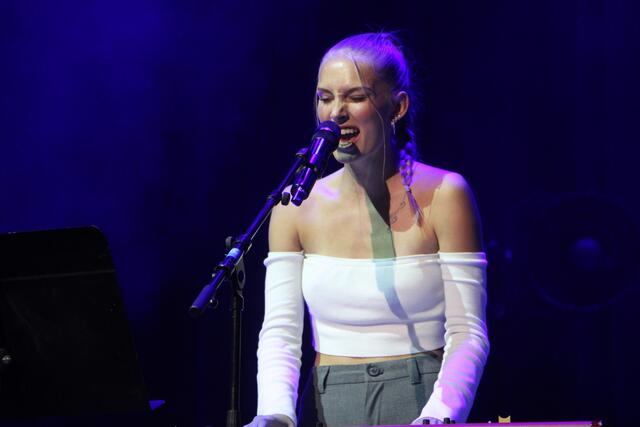 Nina Matzl sang auch schon bei "The Voice Kids" im Fernsehen. | Foto: MeinBezirk/Hofmüller