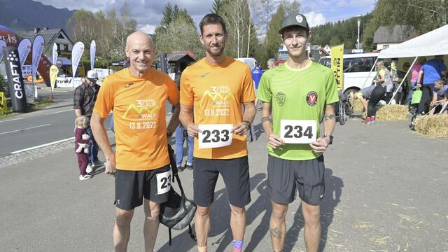 Bürgermeister  Marc Land aus Wald am Schoberpaß war auch mit dabei ( 233)  | Foto: Norbert Ortner