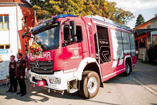 Das neue Tanklöschfahrzeug mit Bergeausrüstung und Allrad (TLFB-A3000) der Feuerwehr Rotenturm an der Pinka | Foto: Landesmedienservice
