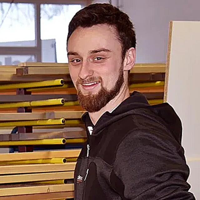 Elias Schlögl aus Sellrain darf sich zu Österreichs besten „frischgebackenen“ Tischlermeistern zählen. | Foto: privat