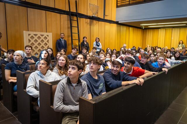 Die Schule betreut heute auf ihrem Bildungscampus rund 500 jüdische Kinder von der Krippe bis zur Matura. | Foto: IKG/Schmidl