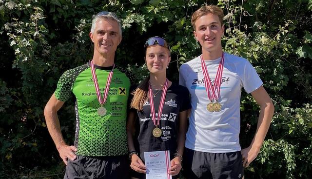 Medaillensammler (von links): Hannes, Emma und Niklas Scherb aus Rainbach. | Foto: Scherb