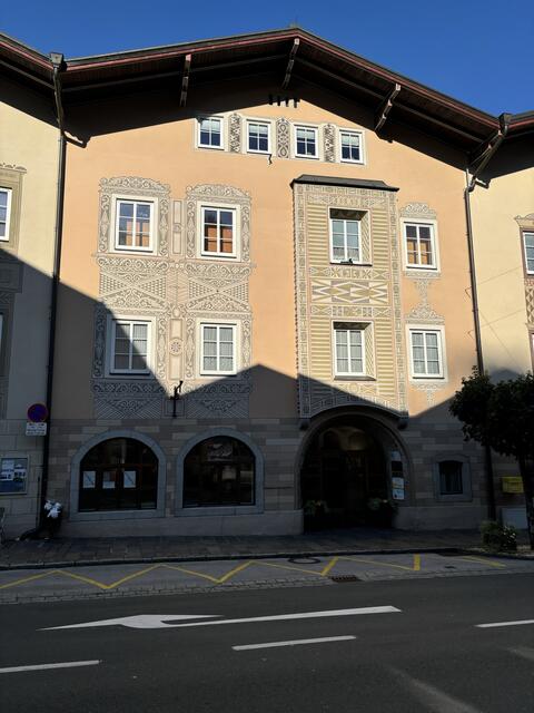 Zur Anmietung steht hier ein Geschäftslokal im Zentrum der Marktgemeinde Golling. | Foto: Martina Rethmeier