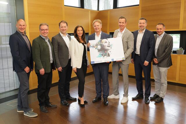 Hannes Steinacker (Weinviertel Tourismus), Tom Bauer (Waldviertel Tourismus), Bernhard Schröder (Donau Niederösterreich Tourismus), Mariella Klement-Kapeller (Wiener Alpen Tourismus), Michael Duscher (Niederösterreich Werbung), Lukas Reutterer (Haus der Digitalisierung), Michael Wollinger (Wienerwald Tourismus), Andreas Purt (Mostviertel Tourismus). | Foto: Daniel Hinterramskogler