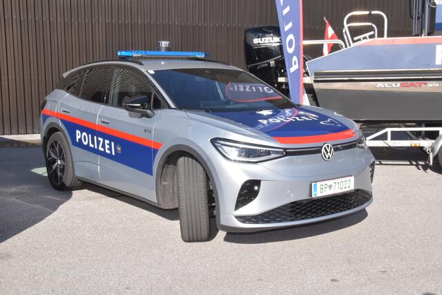 Die E-Mobilität, etwa mit dem VW ID 4 GTX, wird auch getestet. | Foto: MeinBezirk
